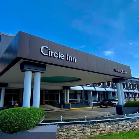 Circle Inn Hotel And Suites Баколод Екстериор снимка