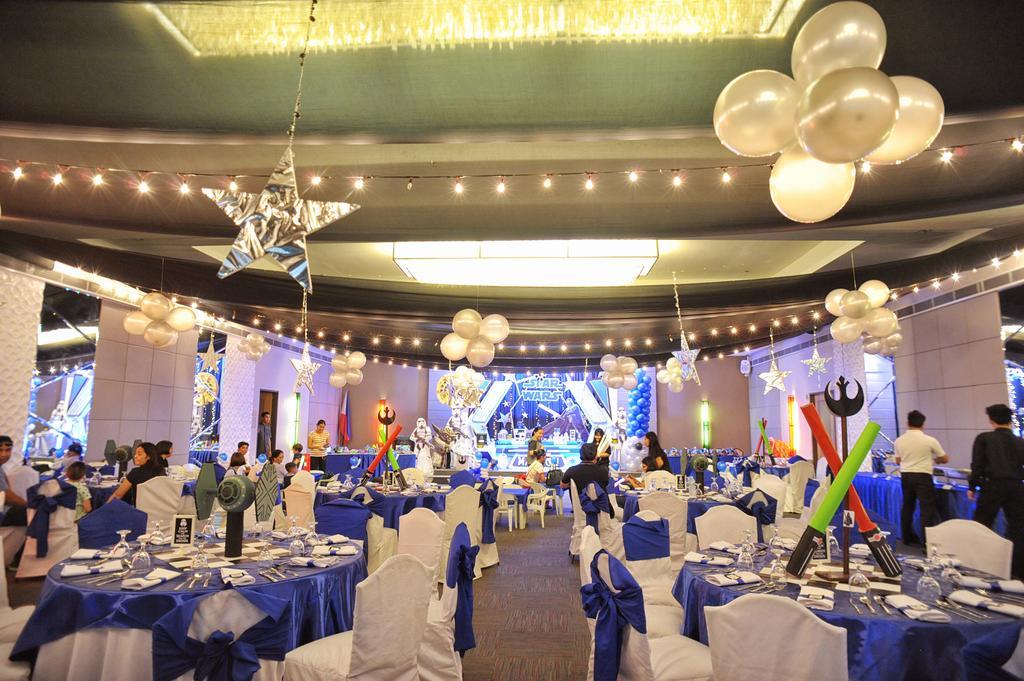 Circle Inn Hotel And Suites Баколод Екстериор снимка